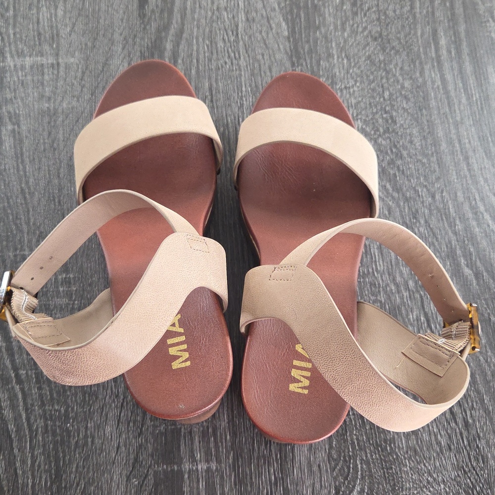 MIA Priscilla 10M Taupe Wedge Sandals with Ankle Buckle.